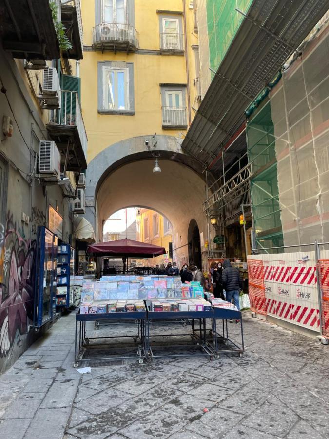 شقة Di Sarno'S Port'Alba نابولي المظهر الخارجي الصورة